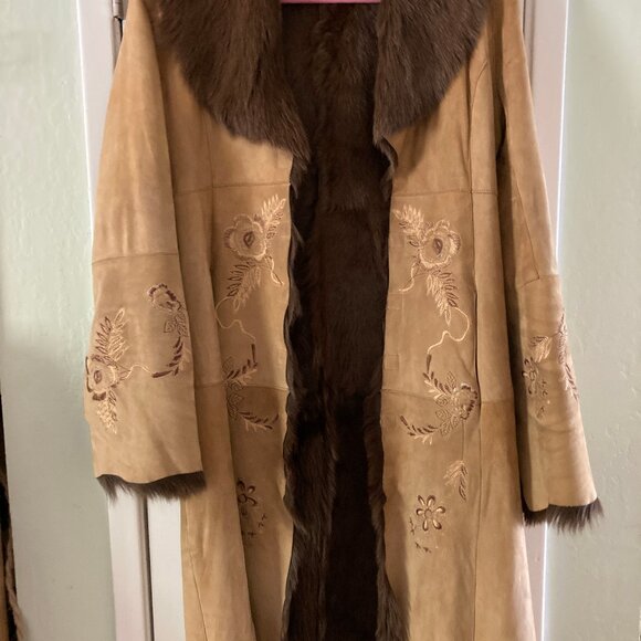 NWOT Embroidered Shearing Afghan Penny lane 100% GOAT SKIN Arden B. Women coat M - Picture 3 of 11